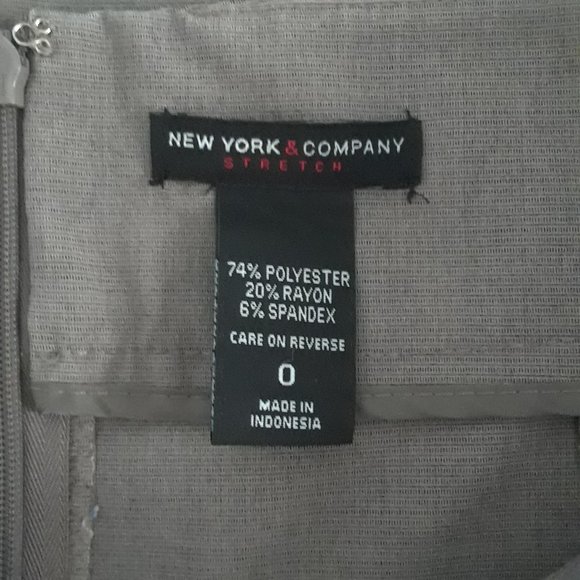 NY & Co Light Gray Double Box Pleat Pencil Skirt - Picture 13 of 14
